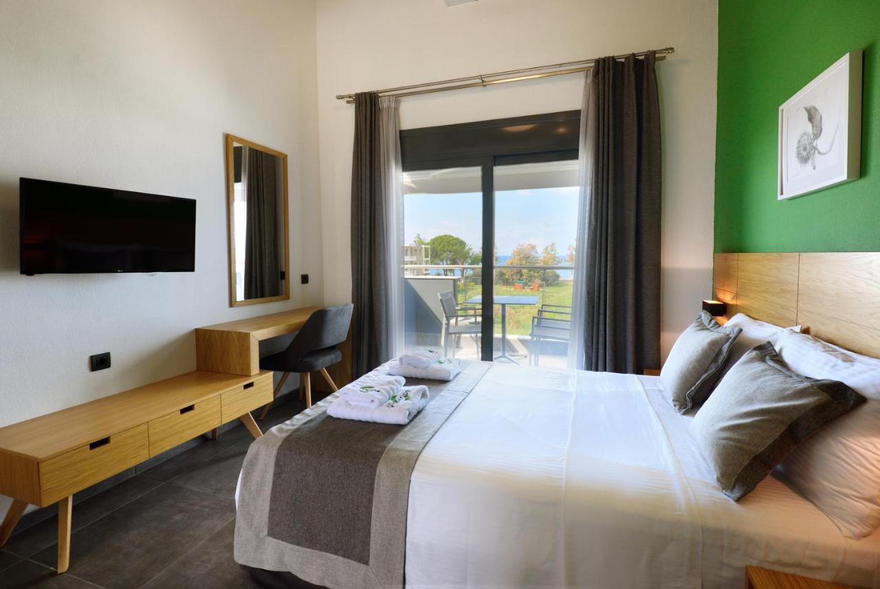 Botanica Luxury Aparthotel Neos Marmaras