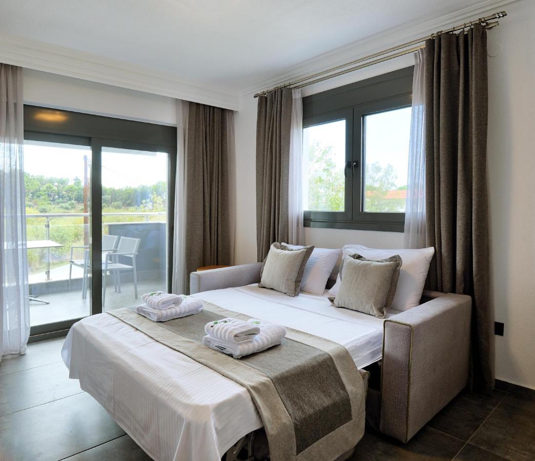 Botanica Luxury Aparthotel Neos Marmaras