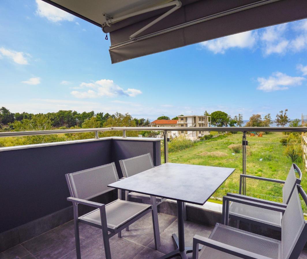 Botanica Luxury Aparthotel Neos Marmaras