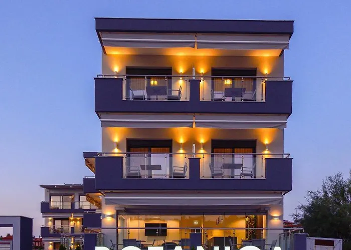Botanica Luxury Suites