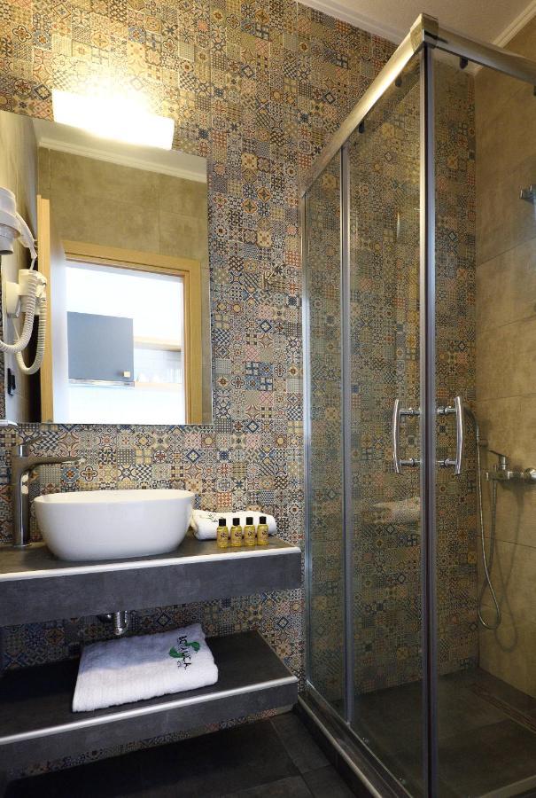 Aparthotel Botanica Luxury Neos Marmaras